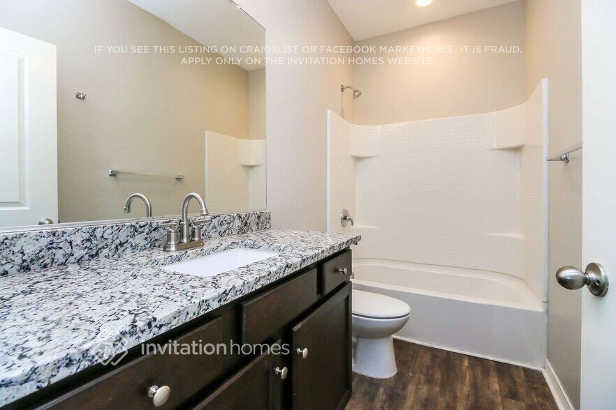 Building Photo - 36816 W Oliveto Ave
