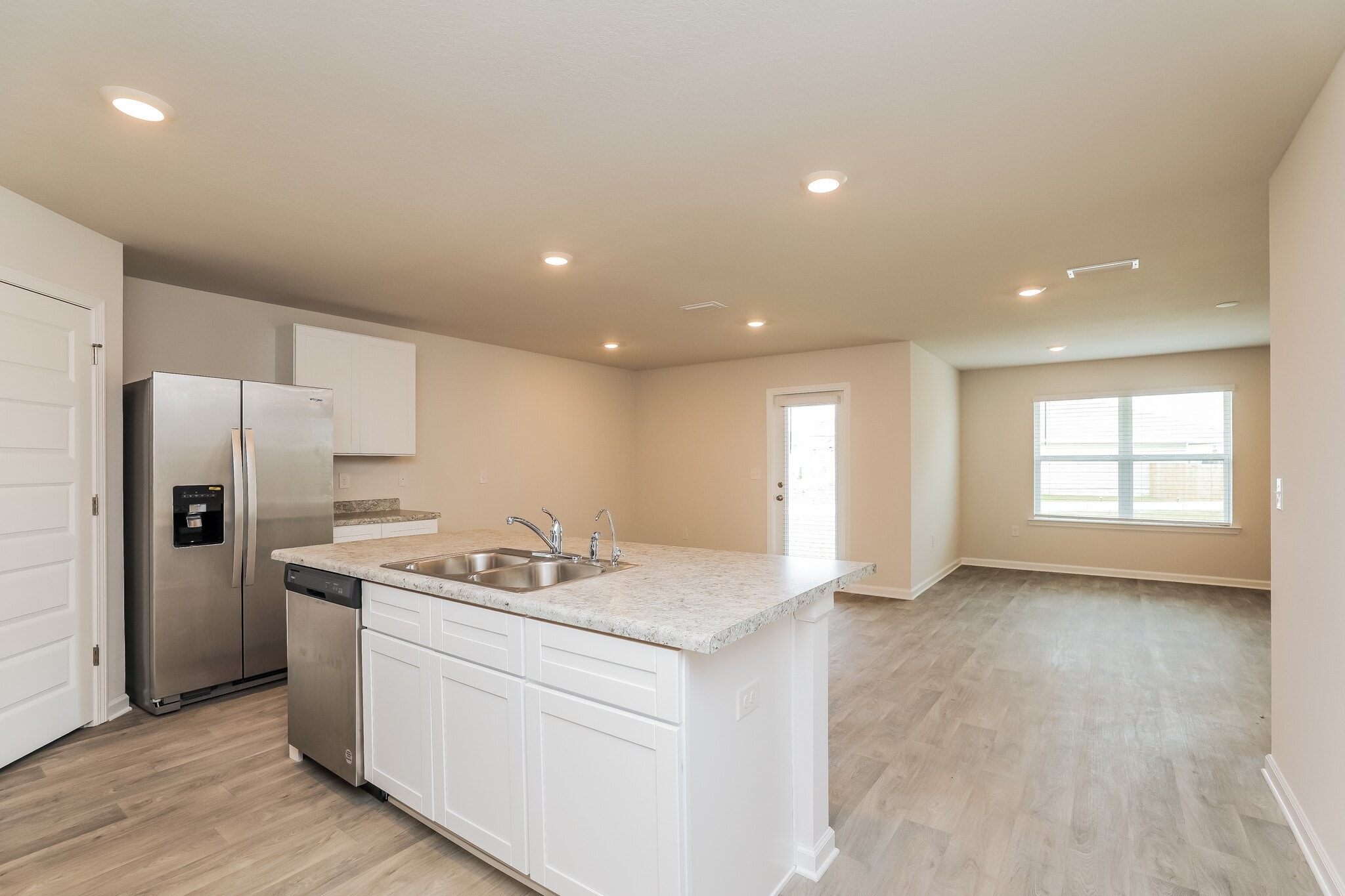 Building Photo - 5816 Tiagra Dr
