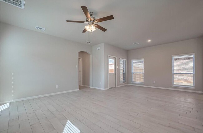 Building Photo - 22807 Ephesus Ave