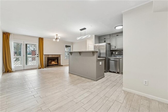 Building Photo - 434 McGill Pl NE
