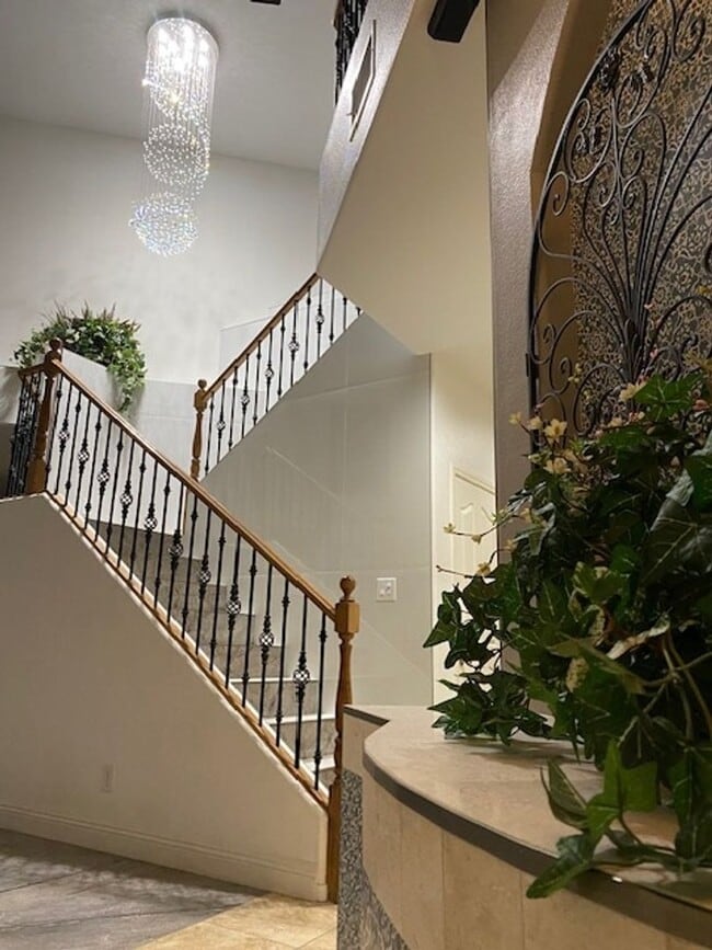 Building Photo - Beautiful 2 story home in Southern Highlands- Just Reduced AND 2 weeks Free!!