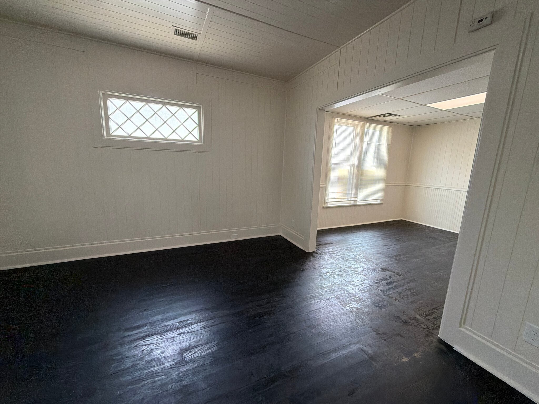 Building Photo - 220 2nd St