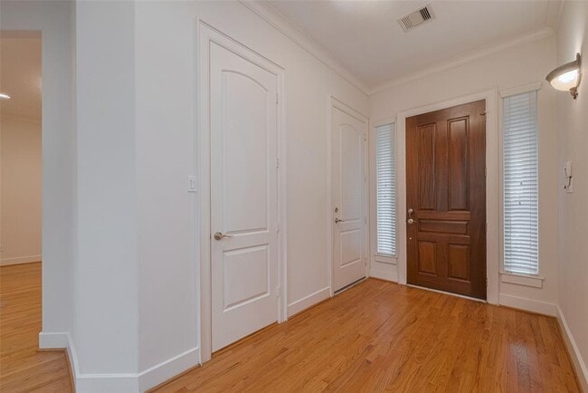 Building Photo - 5338 Fayette St