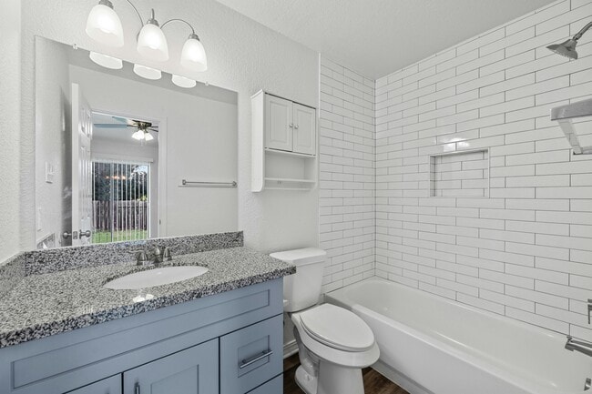 Master Bathroom - 502 Rockmoor Dr