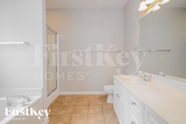 Building Photo - 2216 Spaulding Pl