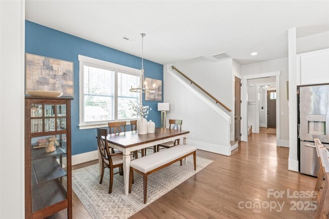 Building Photo - 5210 Kelly St