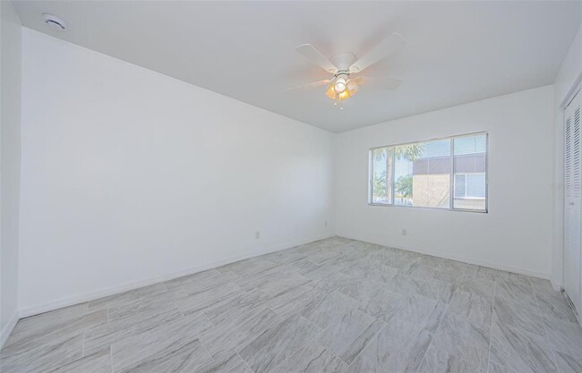 Building Photo - 617 N Keene Rd
