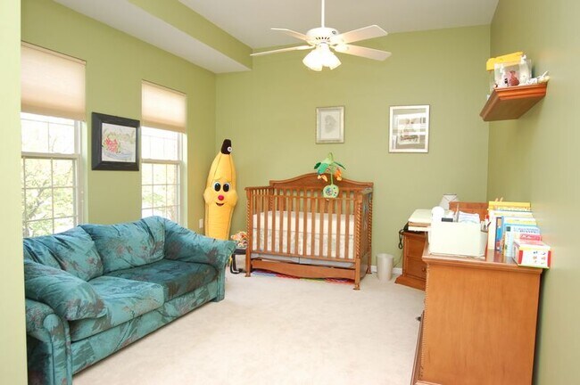 Building Photo - 8336 Verbena Ln