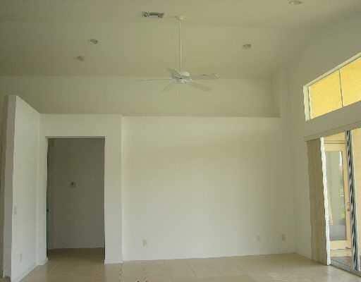 Building Photo - 121 Tuscany Dr