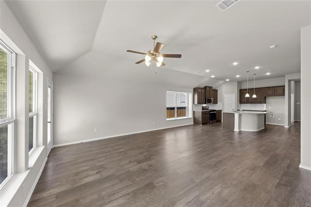 Building Photo - 1813 Agarito Dr