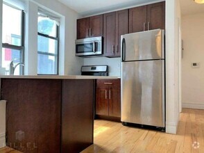 Building Photo - 1 bedroom in ASTORIA NY 11105