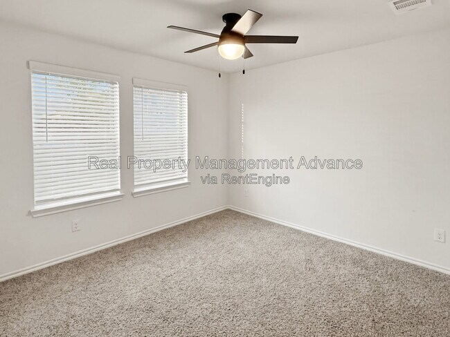 Building Photo - 1629 Topaz Trl