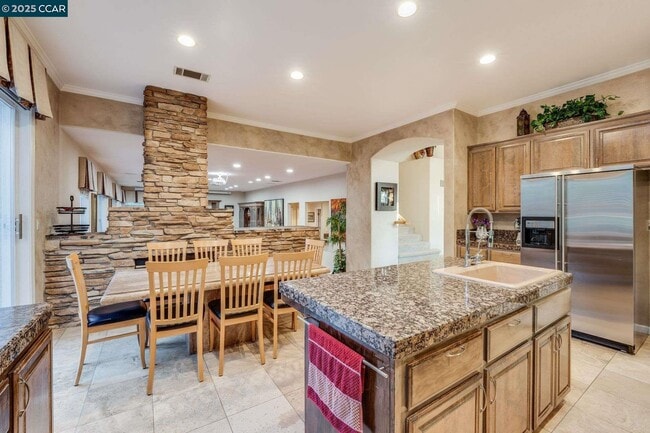 Building Photo - 1105 Peacock Creek Dr