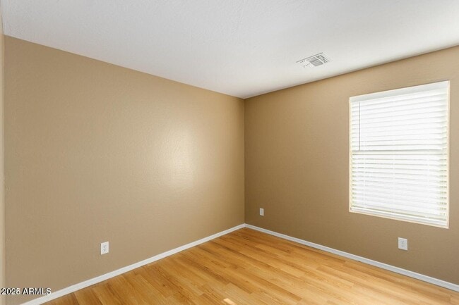 Building Photo - 25025 W Dove Mesa Dr
