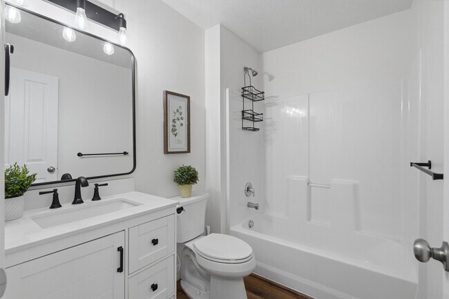 Building Photo - 3753 N Prairie Grass Dr
