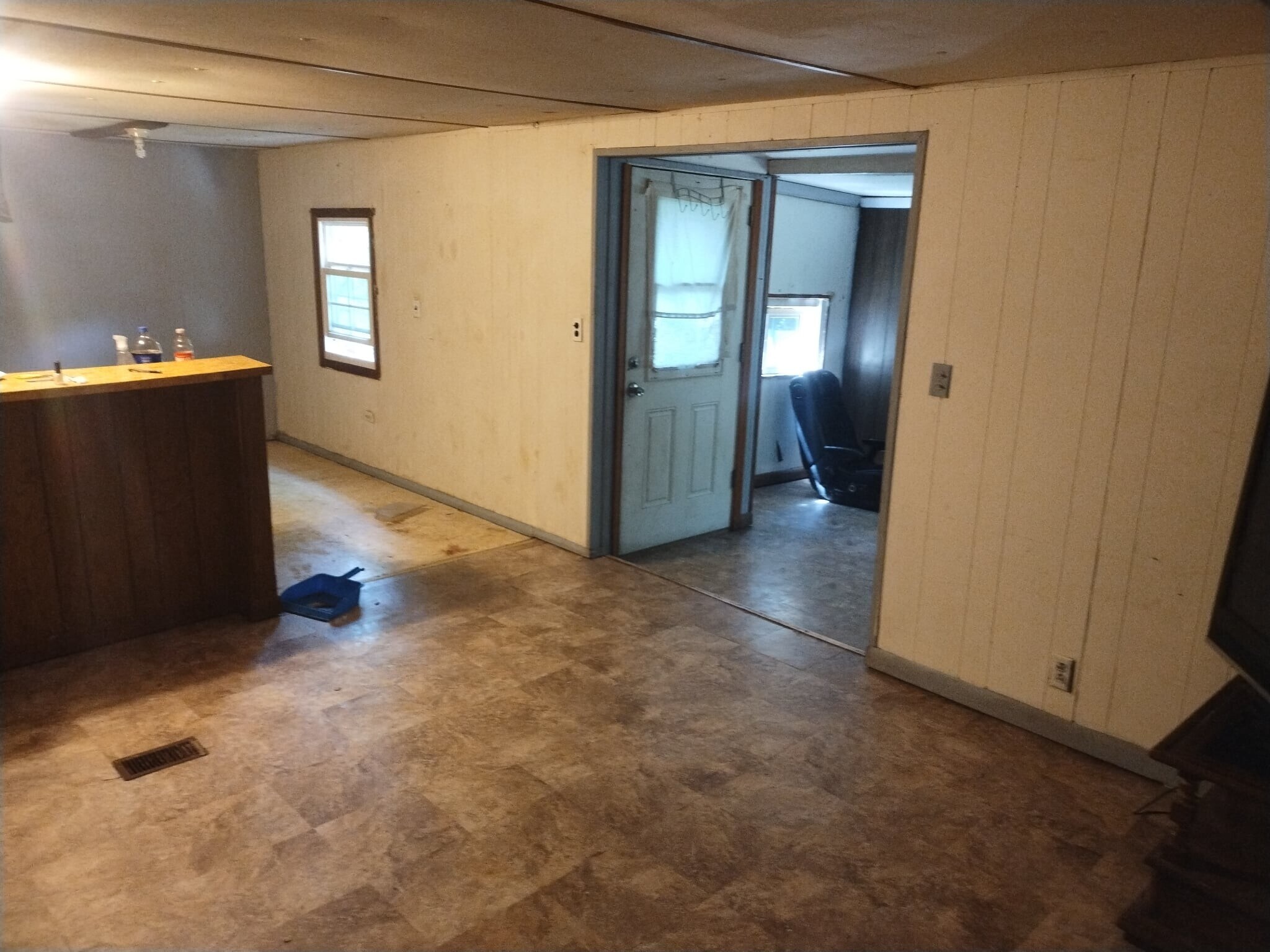 Building Photo - 206 Winter Way