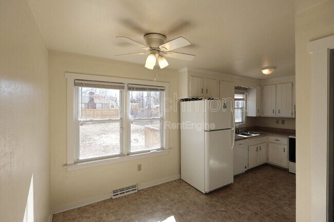 Building Photo - 11137 Granada Rd