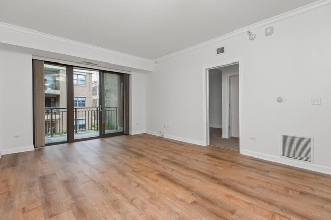 Building Photo - 1 bedroom in Chicago IL 60605