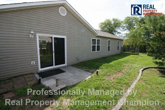 Building Photo - 3 BD/2 BA Open Plan with Vaulted Ceiling in Ogden