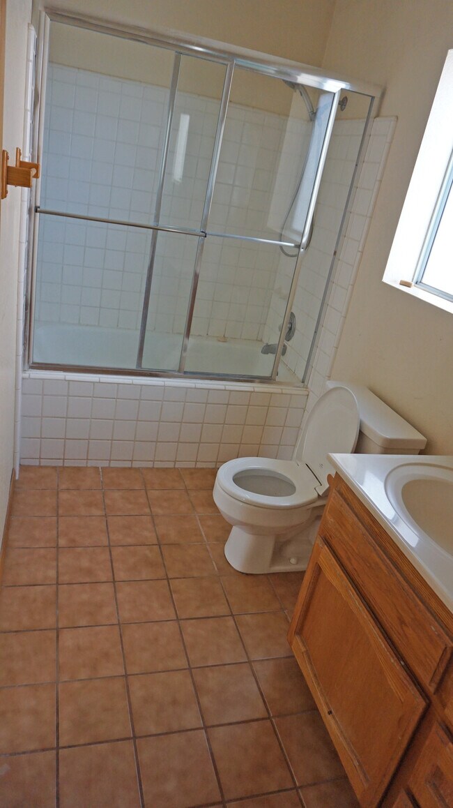 Building Photo - 14849 Ripton Rd