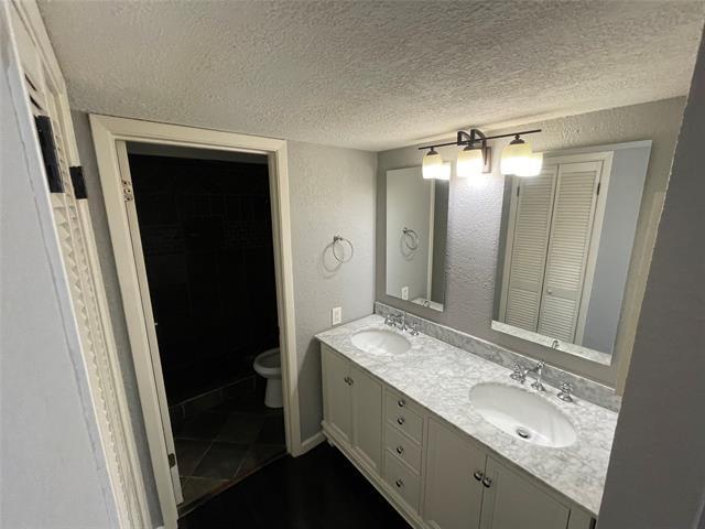 Building Photo - 6026 Birchbrook Dr