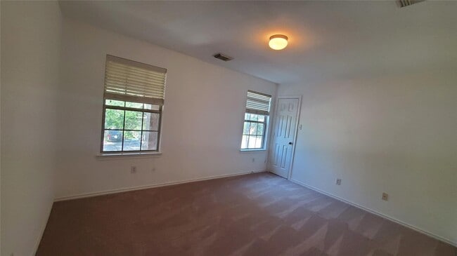 Building Photo - 2814 Silver Point Ln