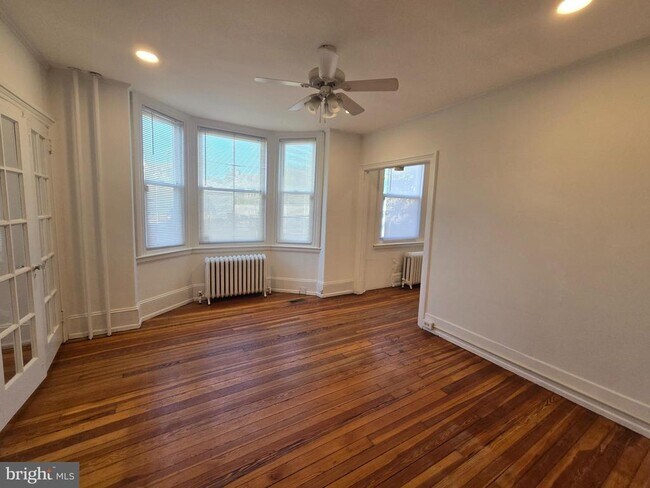 Building Photo - 5455 Ridge Ave