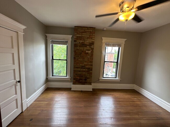 Building Photo - 1555 Hunter Ave