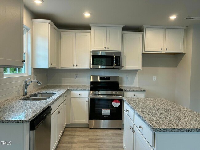 Building Photo - 272 Johnson Rdg Wy