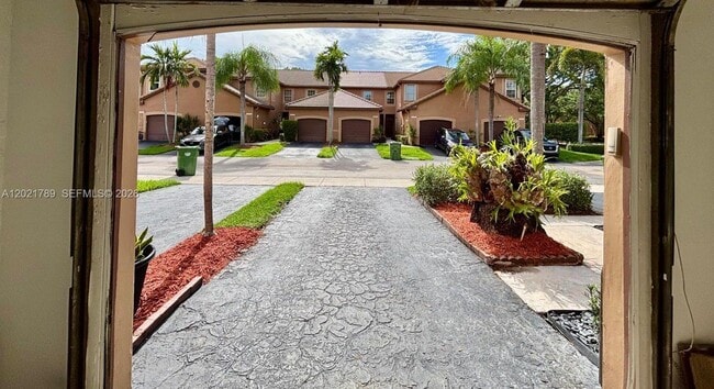 Building Photo - 1498 Barcelona Way