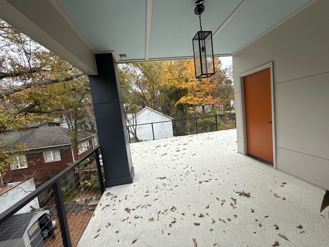 Building Photo - 1073 Hemphill Ave NW