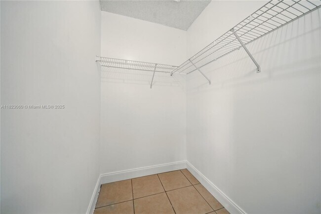 Building Photo - 14907 SW 80th St