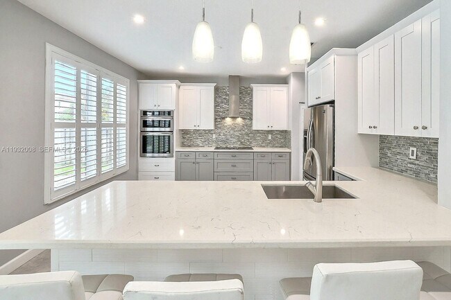 Building Photo - 4308 Diamond Terrace