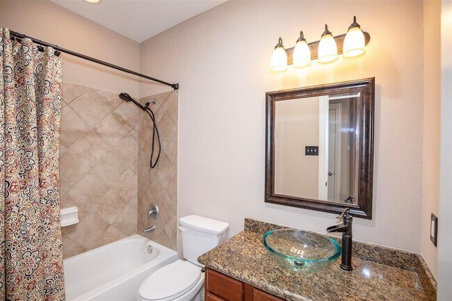 Building Photo - 2747 Villa Bella Ct