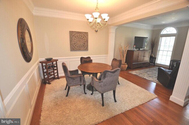 Building Photo - 7976 Vigne Ct