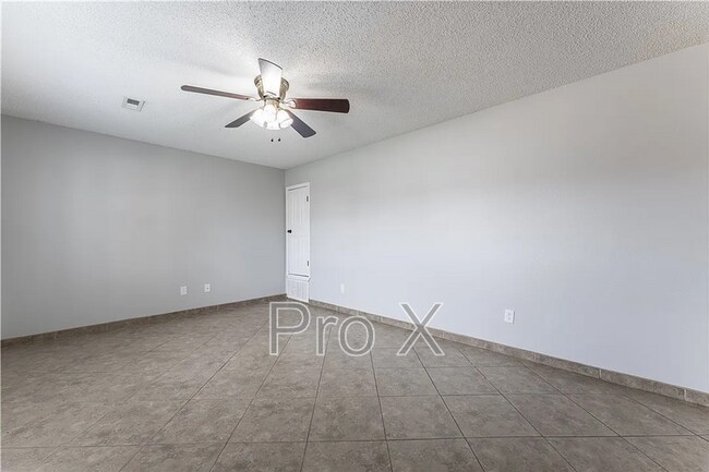 Building Photo - 3501 SW Landau Ct