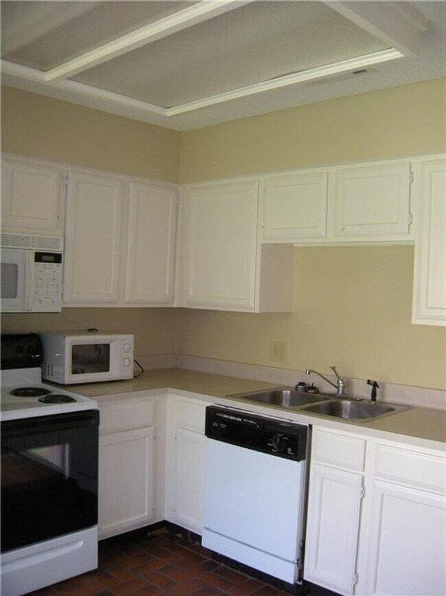 Building Photo - 2110 Rio Grande St