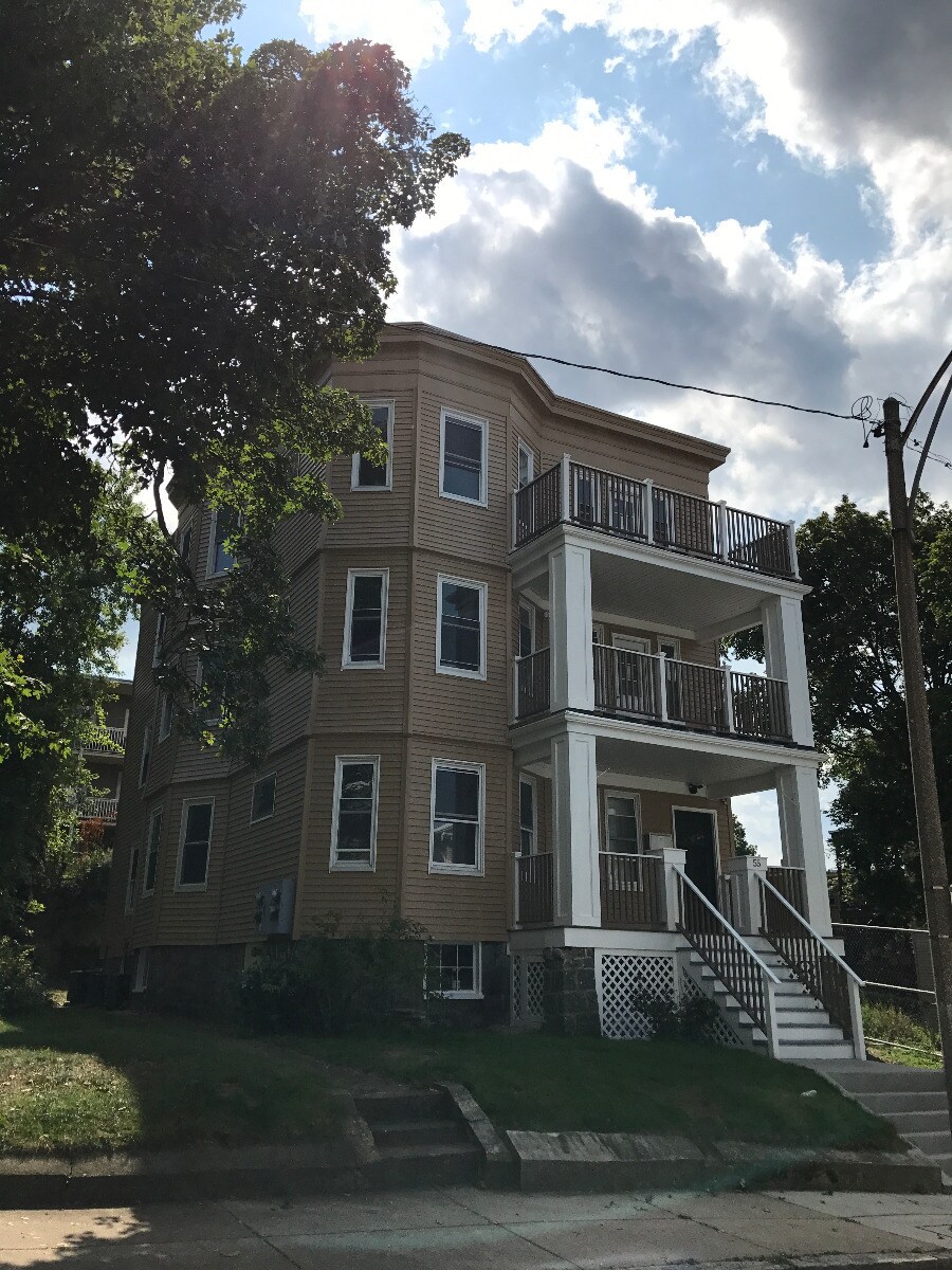 Building Photo - 55 Iffley Rd
