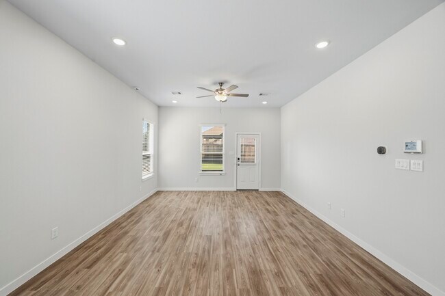 Building Photo - 21106 Armstrong County Dr