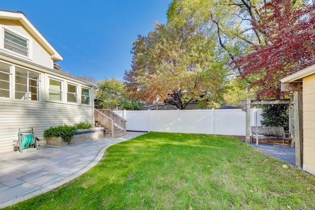 Building Photo - 1020 Harvard Terrace