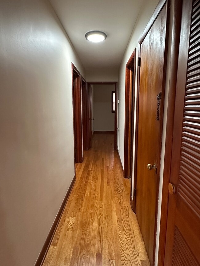 Building Photo - 3928 Inwood Dr