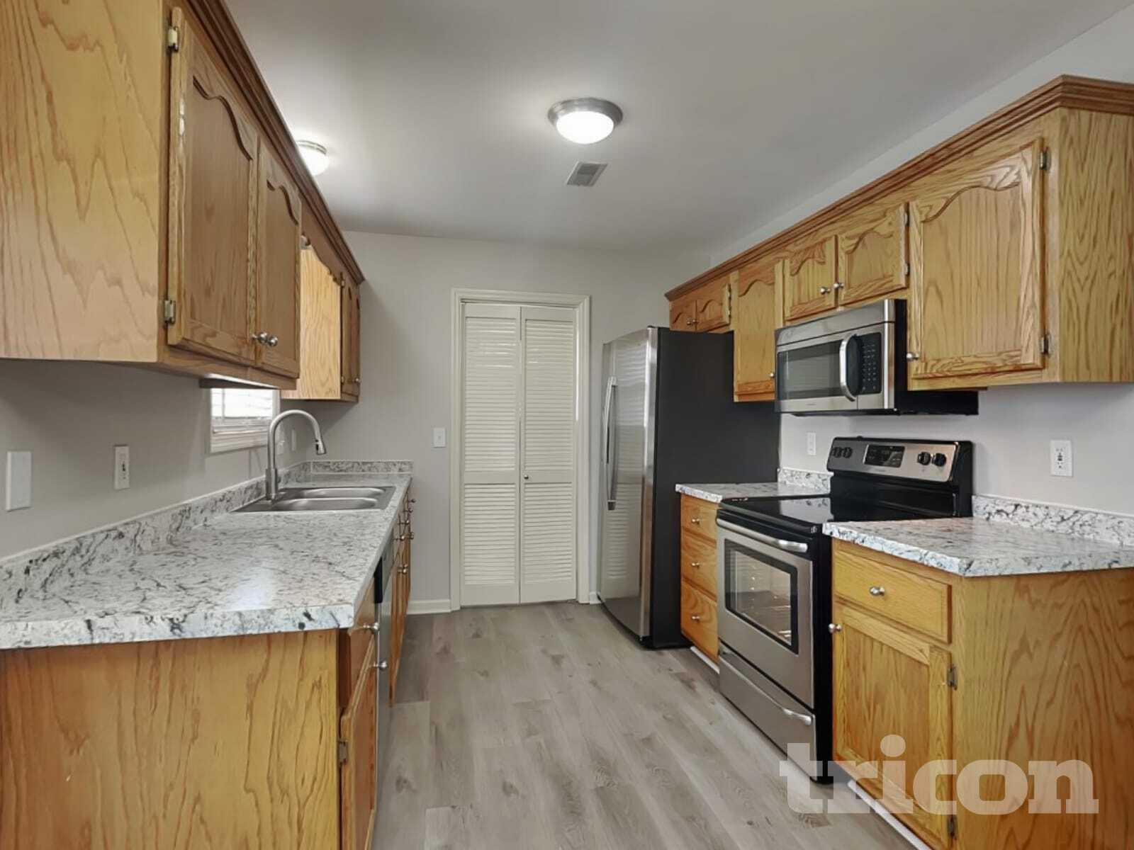 Building Photo - 904 Avery Green Ct