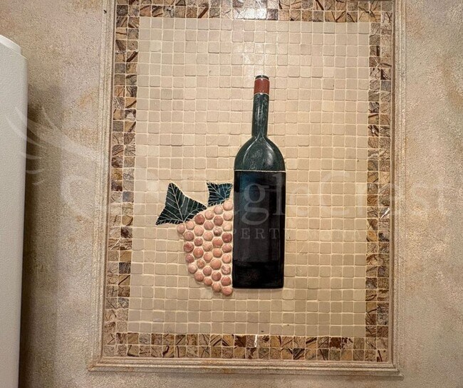 Building Photo - *2nd Month Rent Free* 3 Bedroom Townhome Near Country Club Golf Course