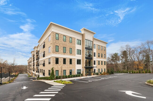 Primary Photo - 5545 Park Ave