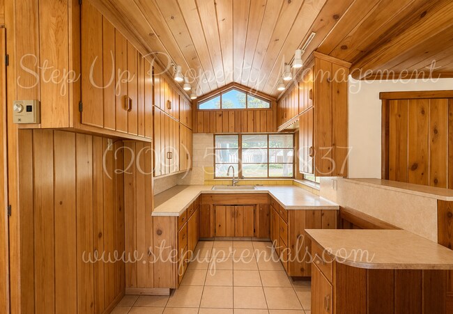 Building Photo - 20381 Sherry Ct