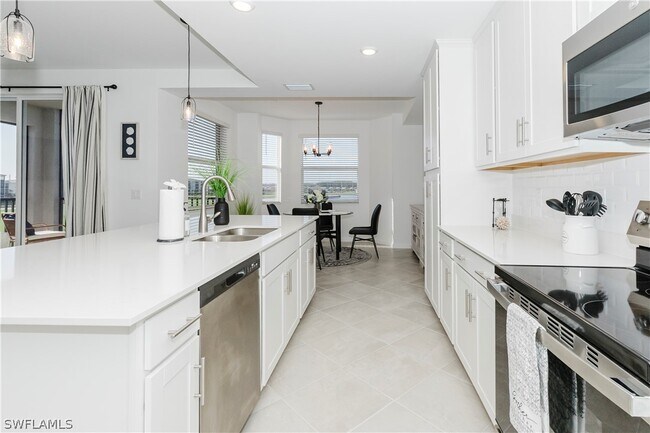 Building Photo - 5583 Double Eagle Cir