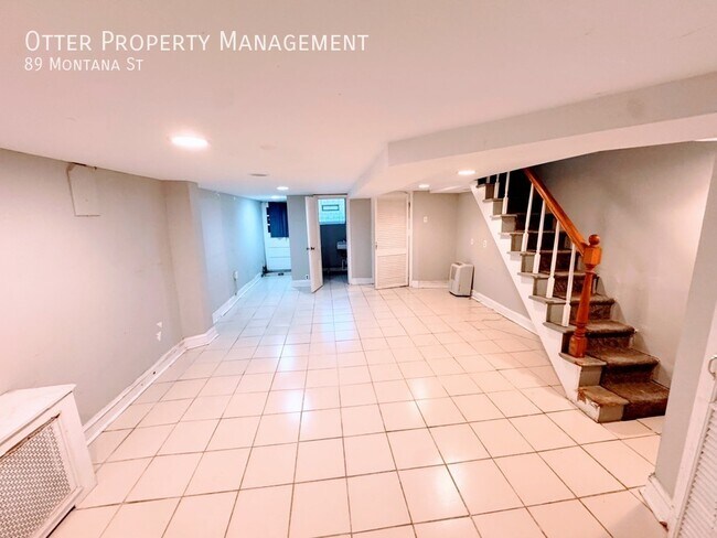 Building Photo - 89 Montana St