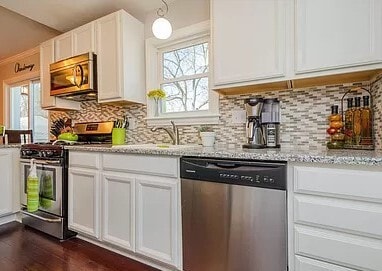 Kitchen - 2508 Westover Blvd