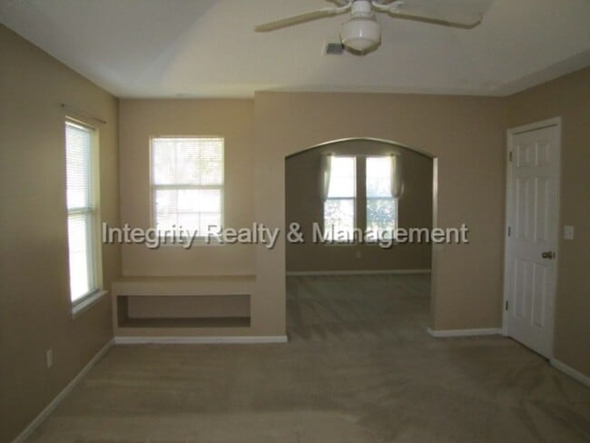 Building Photo - 3 bed - 2 bath in Middleburg, FL