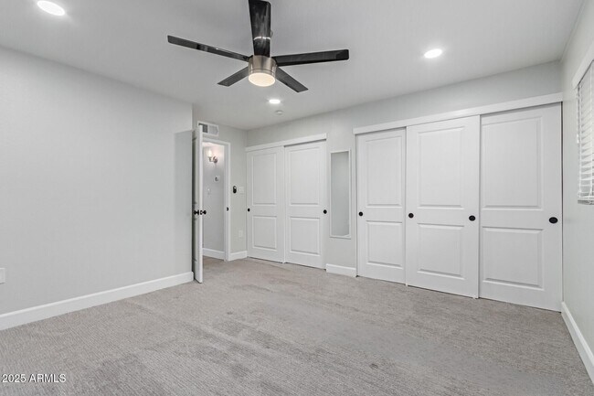 Building Photo - 3701 E Monterosa St